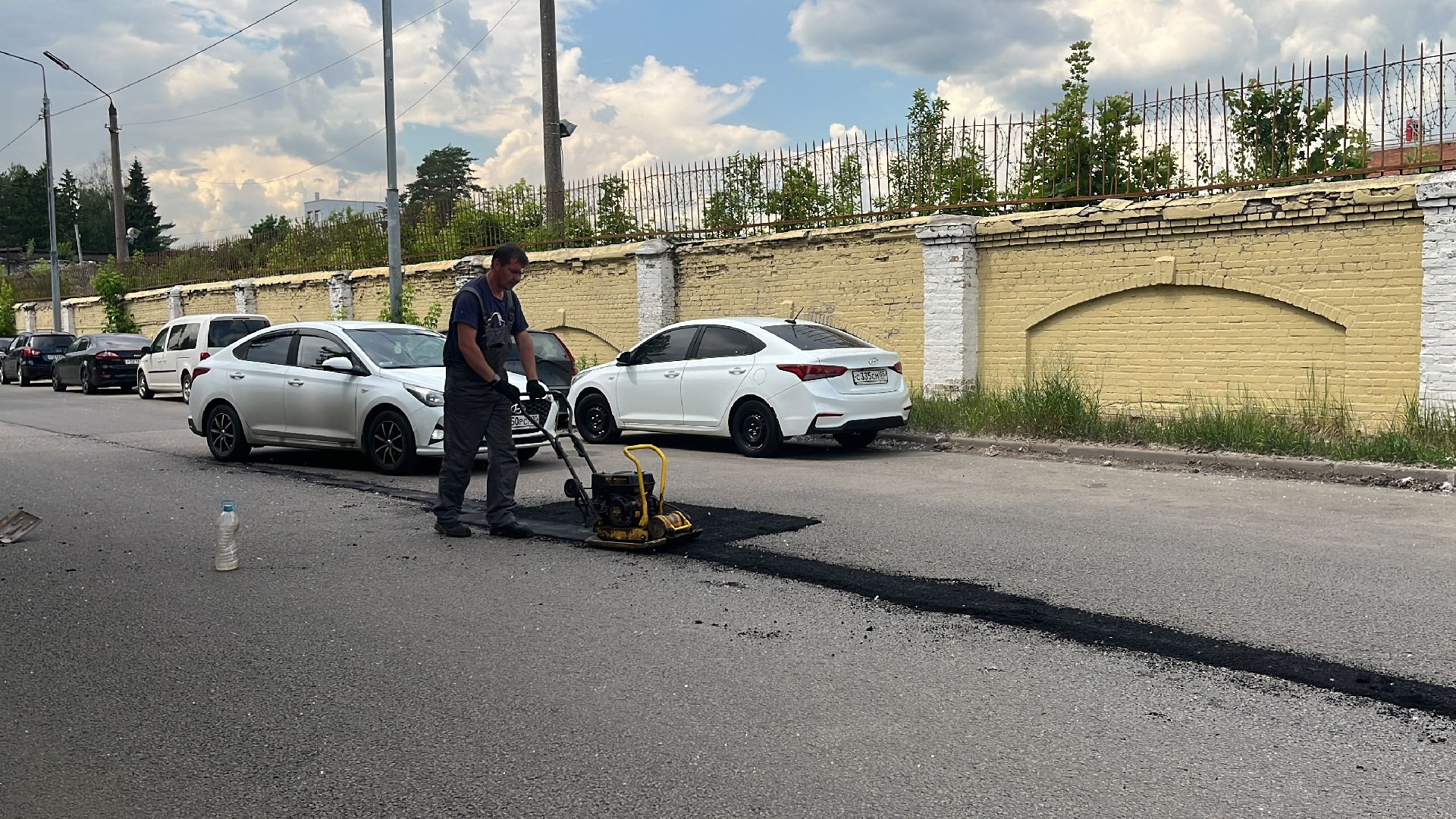 ямы, ямочный ремонт, ремонт дорог, дороги,