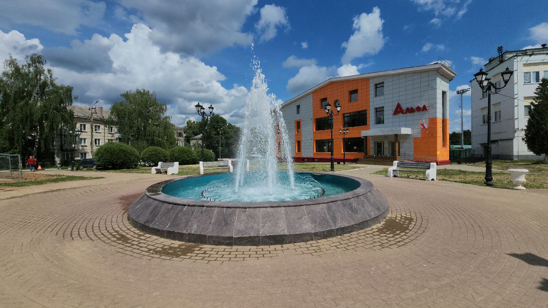 кашира, сквер им генерала белова, благоустройство, теплотрасса, строительные работы, троутар, фонтан, озеленение,