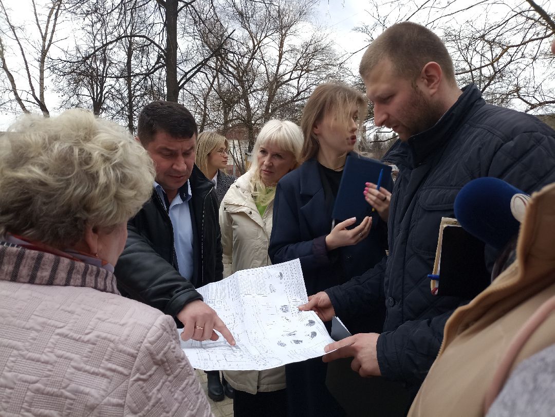 Серпухов, губернатор, площадка