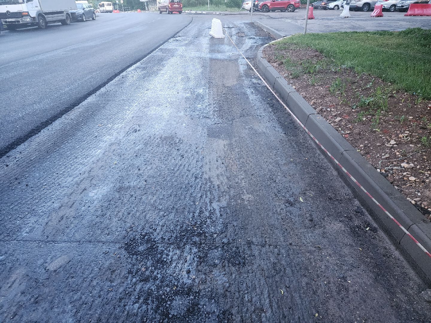 долгопрудный, бордюрный камень, дорожные работы, асфальт, ограждение,