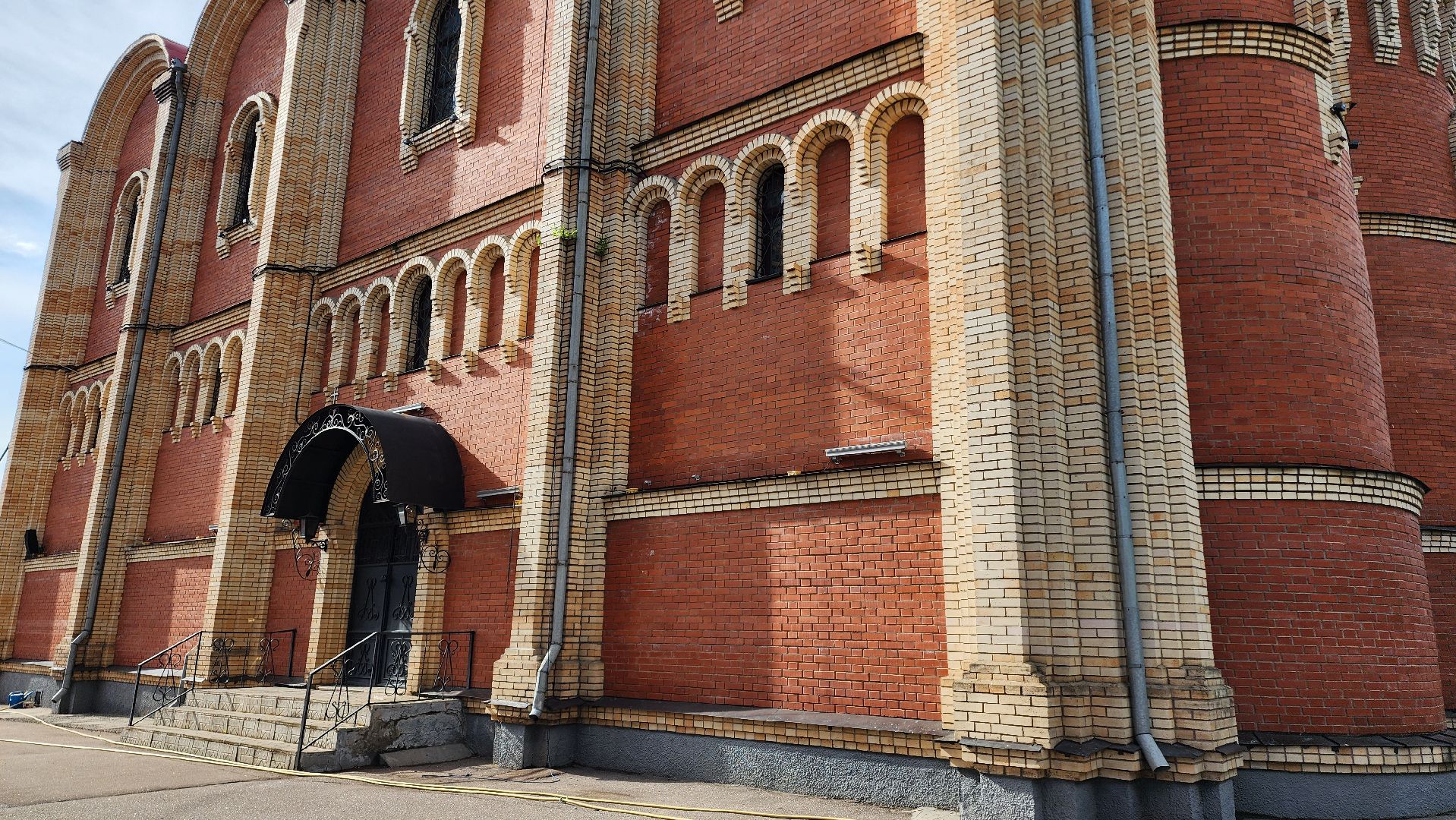 Промышленный альпинист, Собор, Благоустройство, Домодедово, Подмосковье, Альпинизм, Помощь храму, доброе дело,