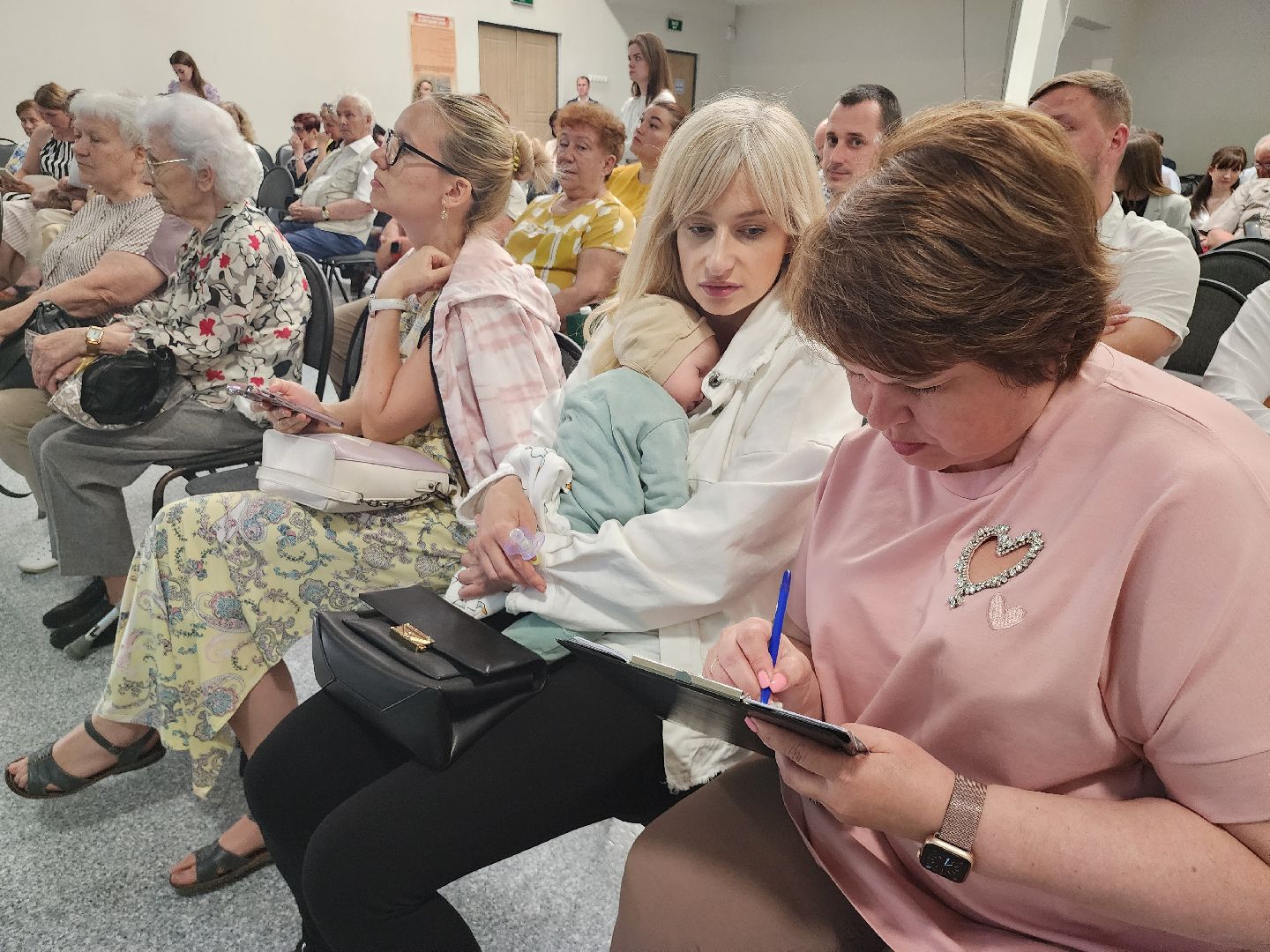 выездная администрация, глава муниципалитета, станислав каторов, встреча администрации с жителями, видное, ленинский округ,