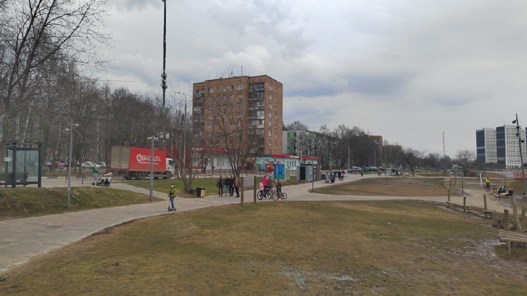 Пушкино, Пушкинский округ, весна в Подмосковье, люди, дети, общество, весна