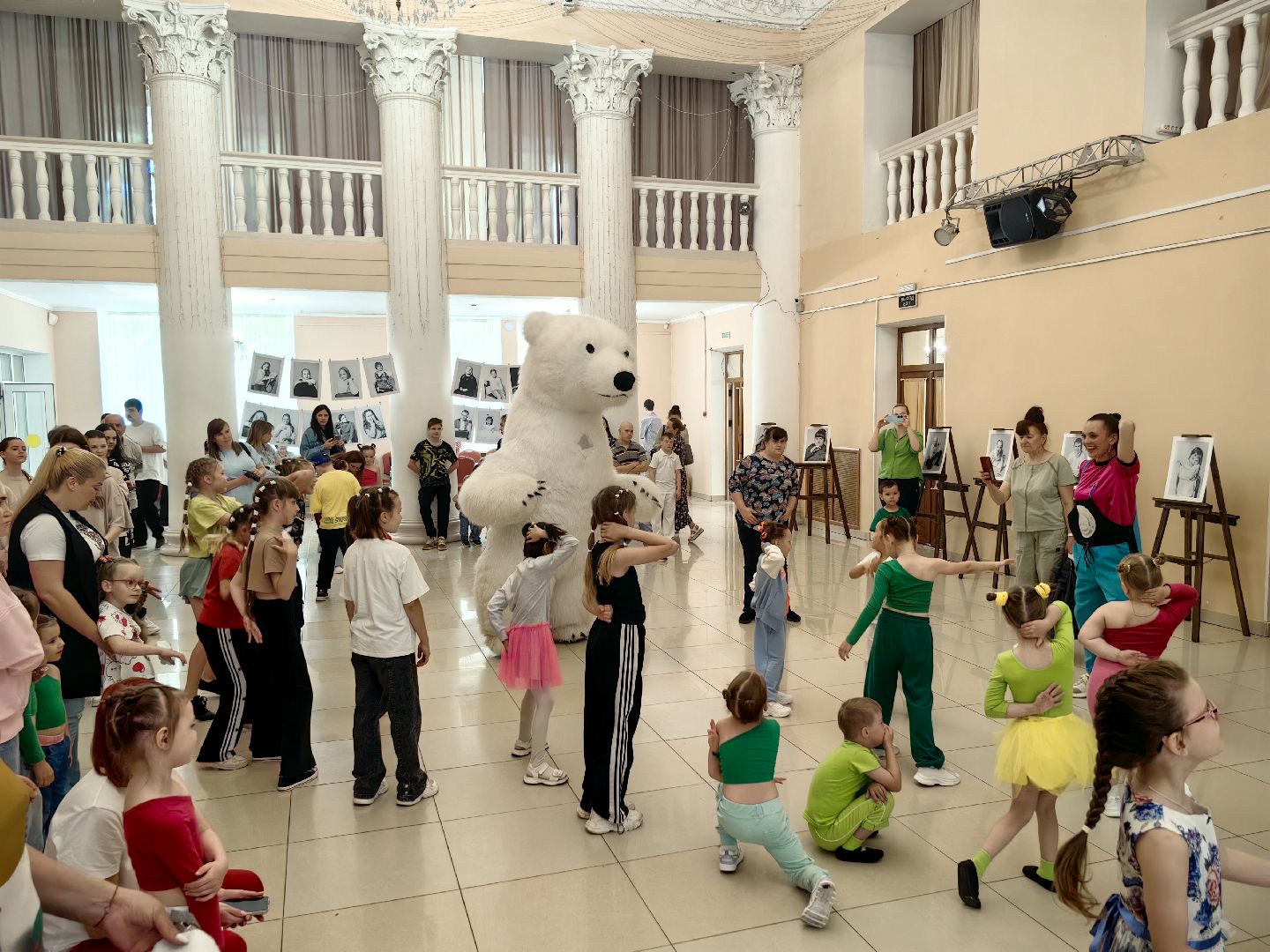 дети солнца и дождя, дети-инвалиды, дети с овз, юбилей, фотовыставка, щёлково,