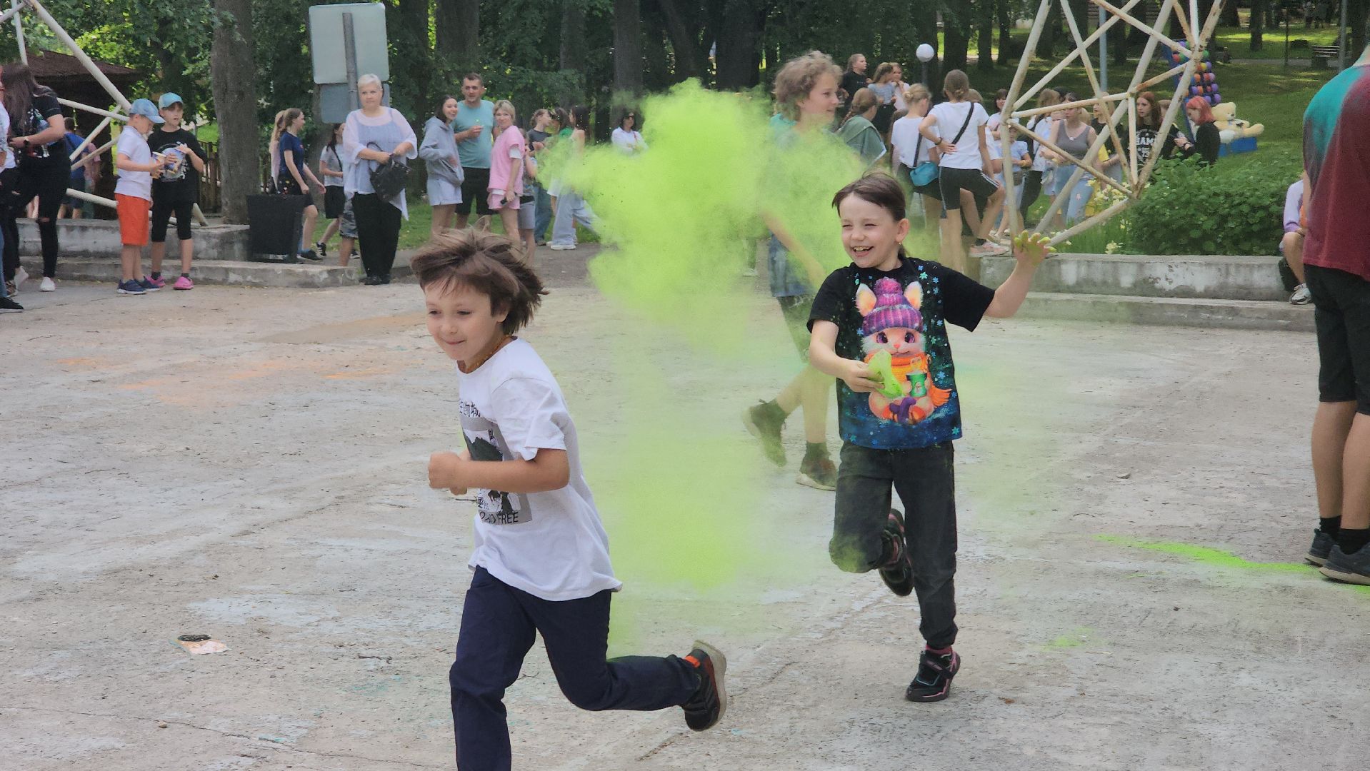 праздник красок, парки подмосковья, парк городок, руза, рузский городской округ, лето в подмосковье, лето в рузе,