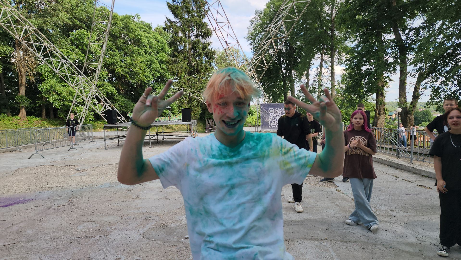 праздник красок, парки подмосковья, парк городок, руза, рузский городской округ, лето в подмосковье, лето в рузе,