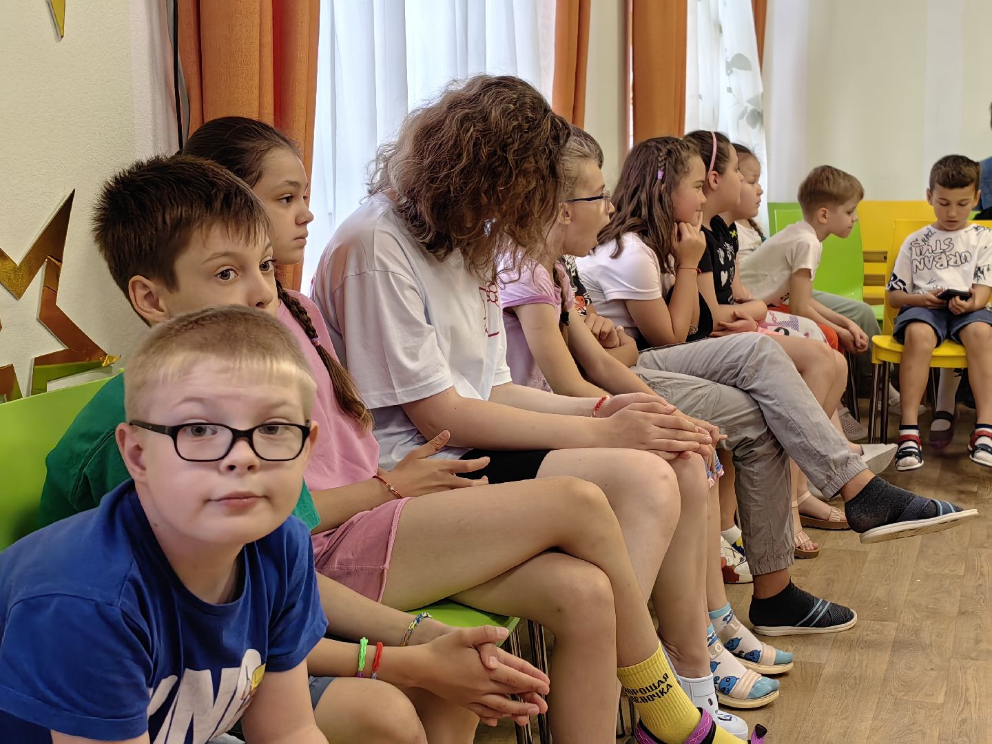 центр реабилитации, дети с ОВЗ, День России, молодая гвардия, праздник, ростовые куклы, шары, настольные игры, щёлково,