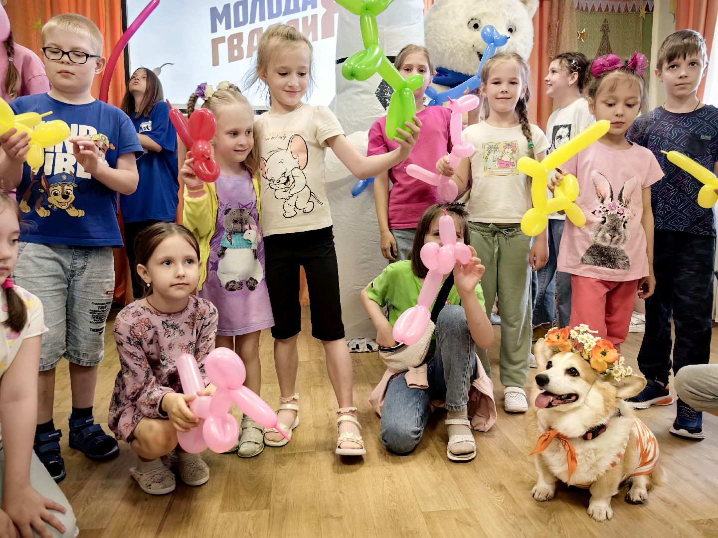 центр реабилитации, дети с ОВЗ, День России, молодая гвардия, праздник, ростовые куклы, шары, настольные игры, щёлково,