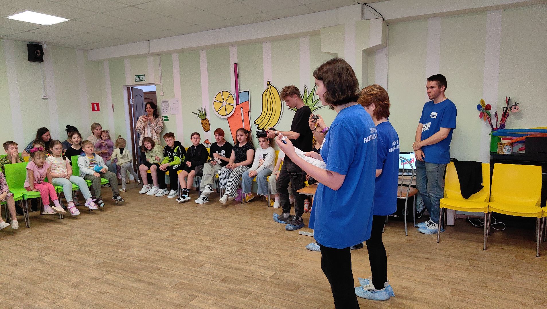 центр реабилитации, дети с ОВЗ, День России, молодая гвардия, праздник, ростовые куклы, шары, настольные игры, щёлково,