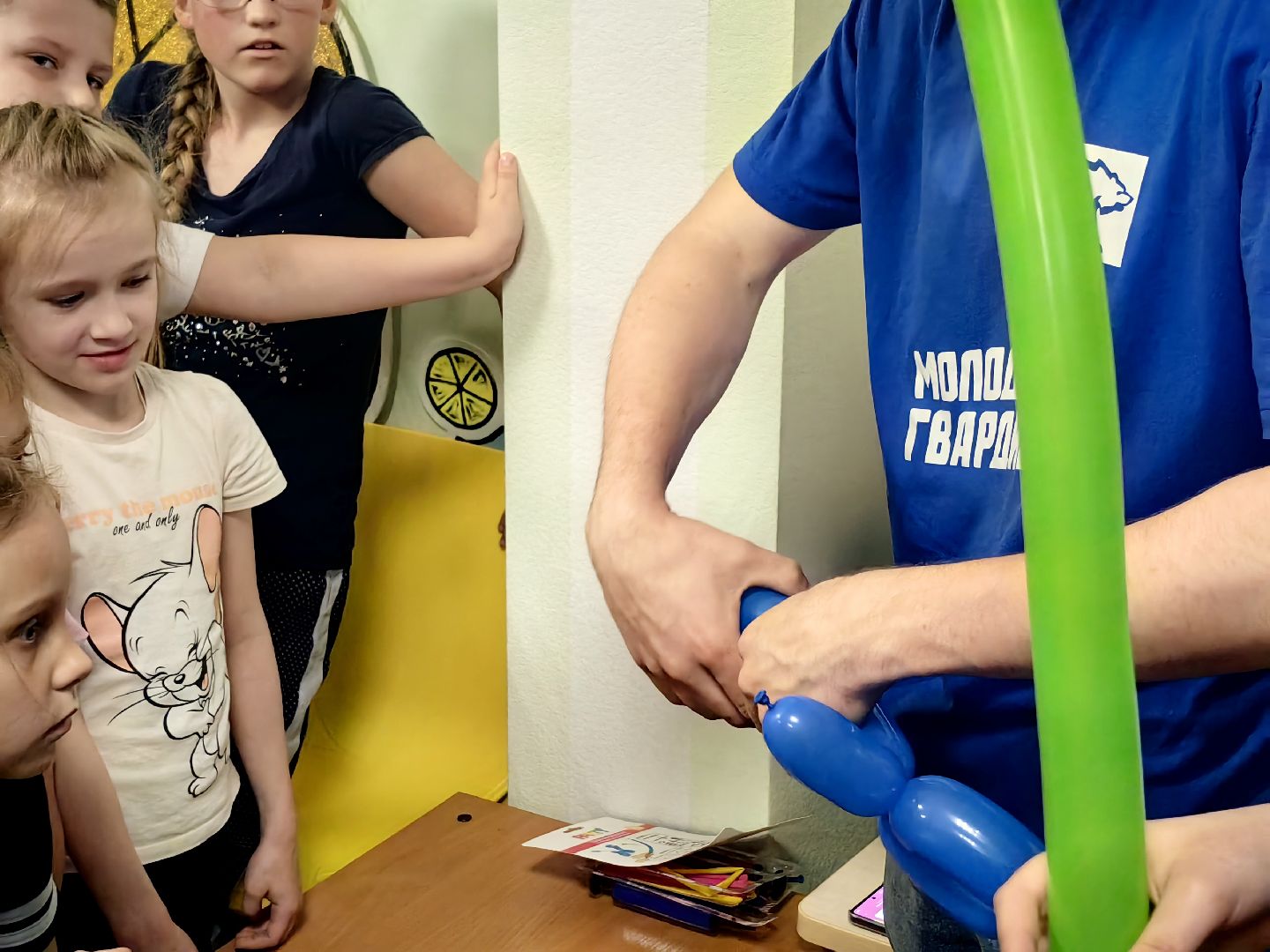 центр реабилитации, дети с ОВЗ, День России, молодая гвардия, праздник, ростовые куклы, шары, настольные игры, щёлково,