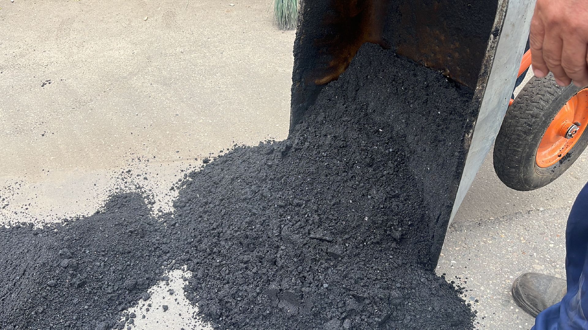 дорога, дороги, ремонт, ремонт дорог, ямы, ямы на дорогах, ямочный ремонт,