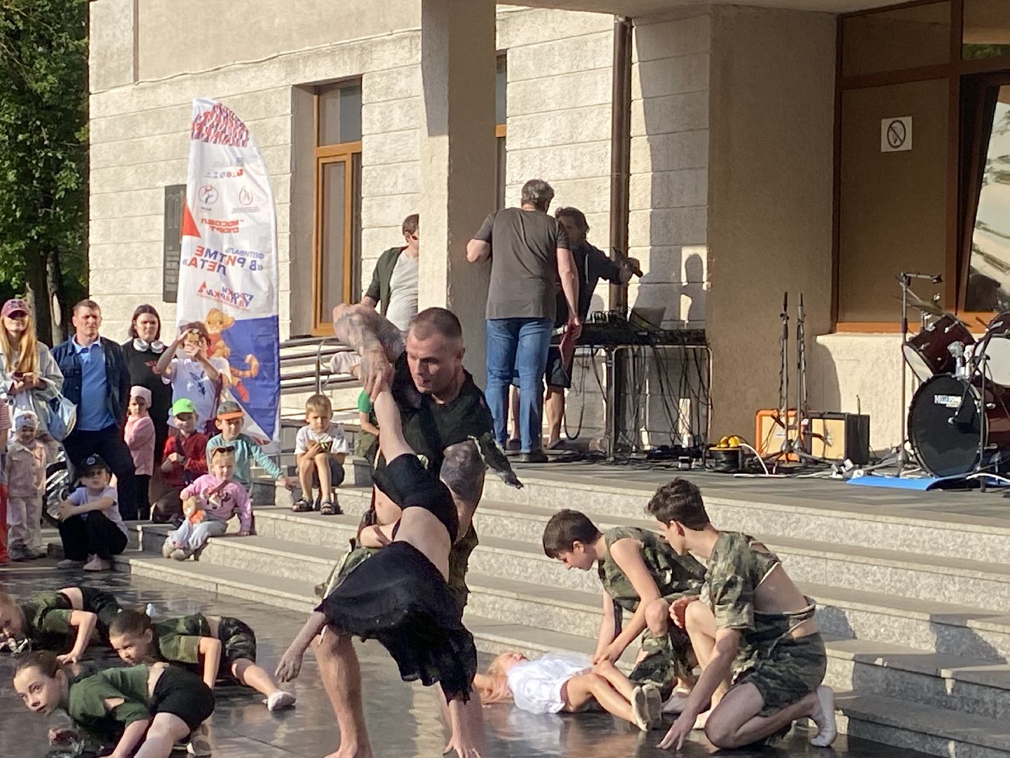 фестиваль в ритме лета, мастер-класс по танцам, каникулы во власихе, танцы для детей, рок-н-ролл мастер-класс,