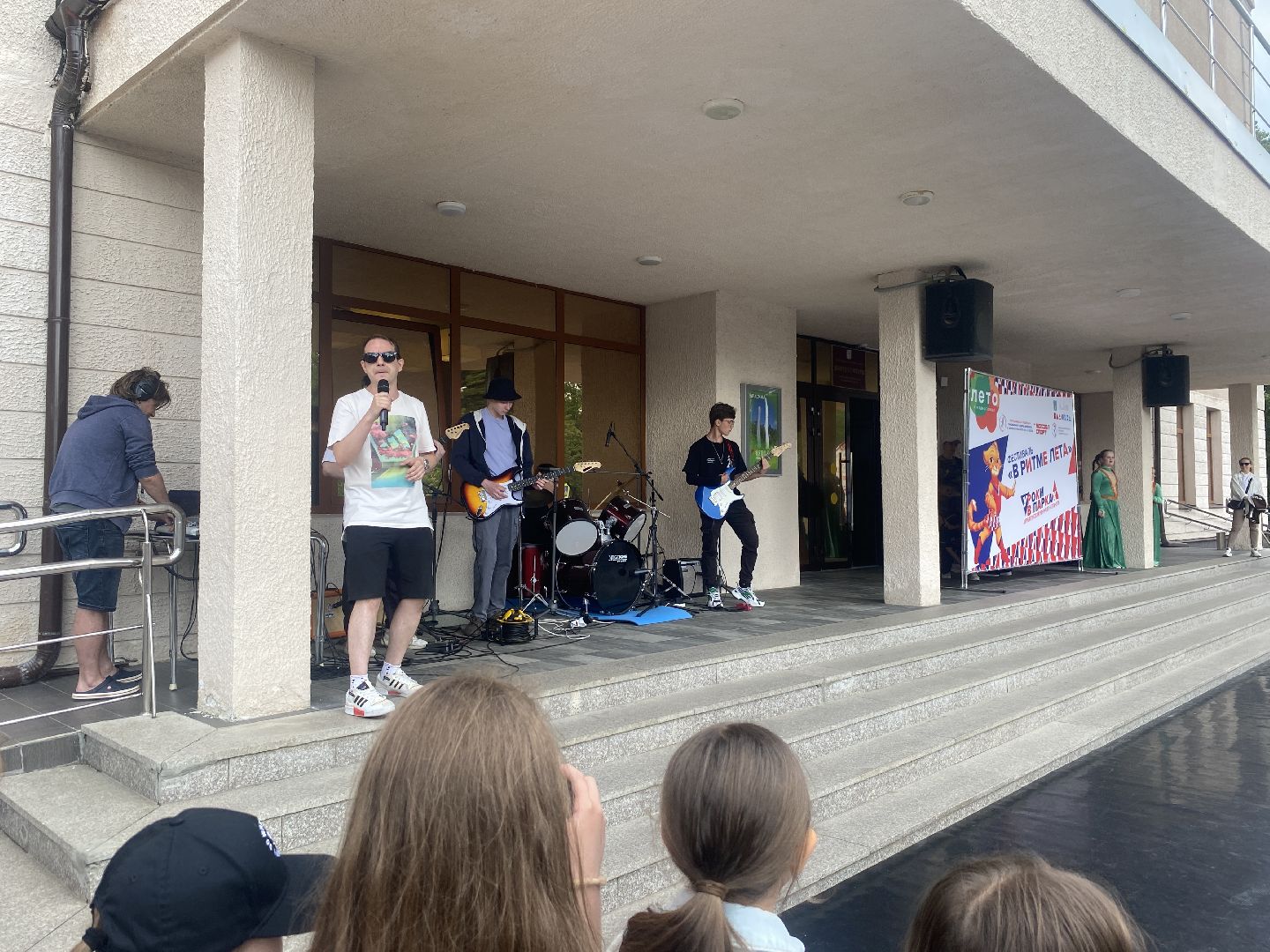 фестиваль в ритме лета, мастер-класс по танцам, каникулы во власихе, танцы для детей, рок-н-ролл мастер-класс,