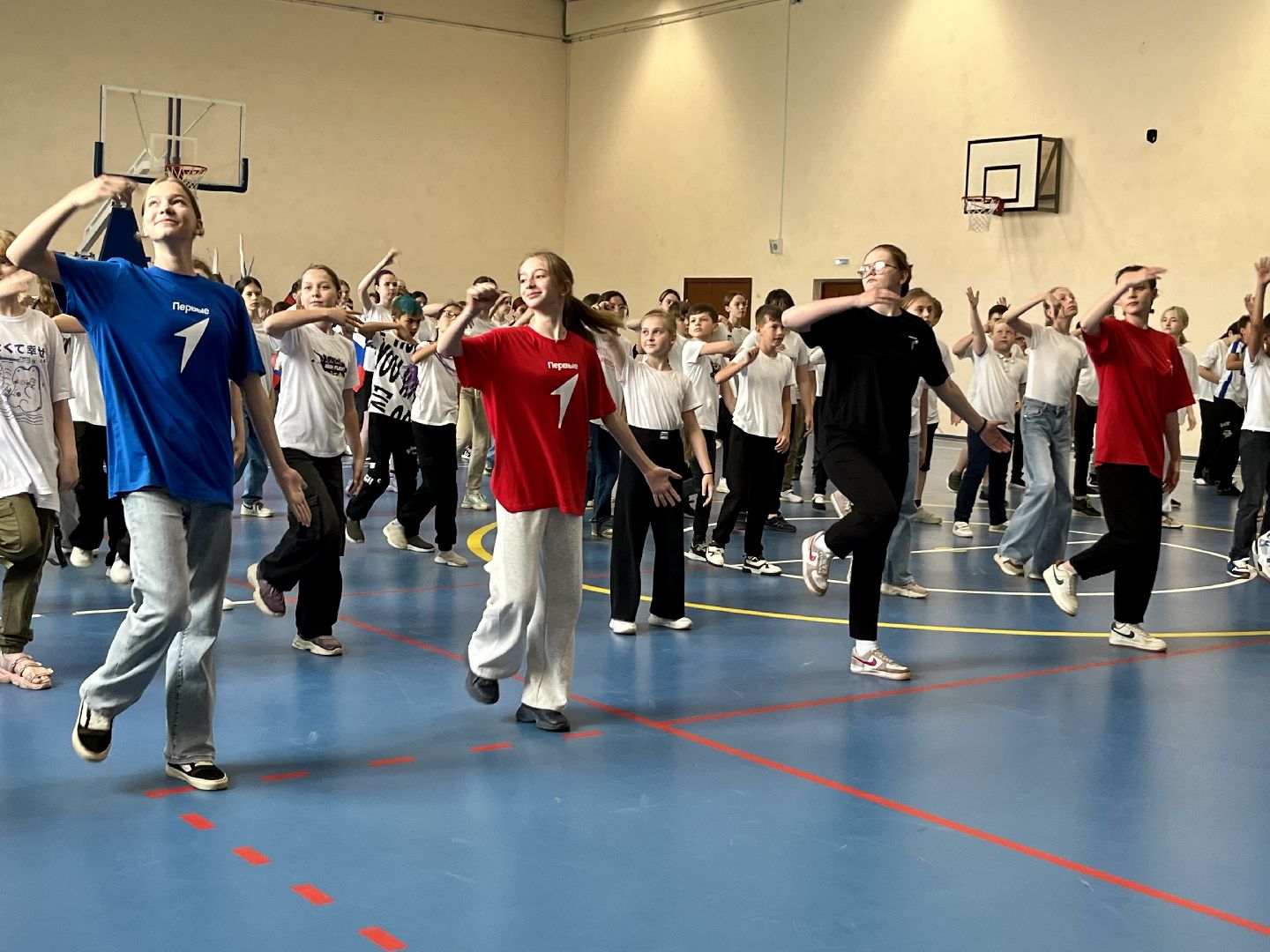 наро-фоминск, наро-фоминский городской округ, День России, флешмоб,движение первых подмосковья,