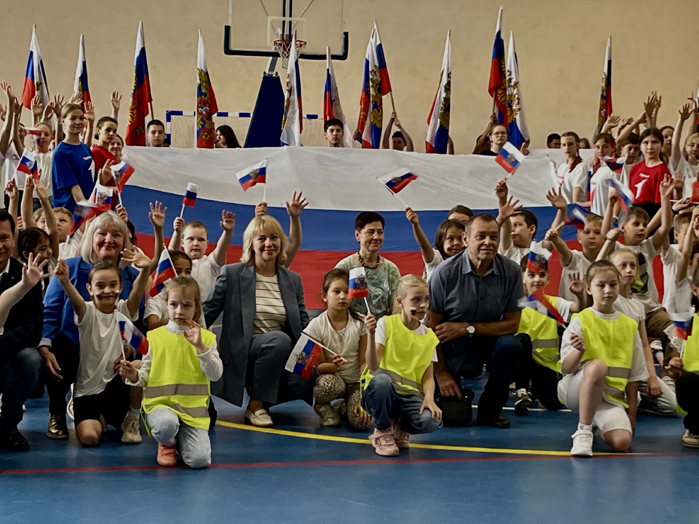 наро-фоминск, наро-фоминский городской округ, День России, флешмоб,движение первых подмосковья,