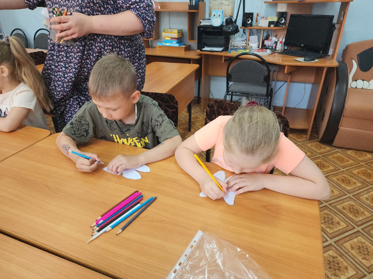 Международный день друзей, шатура, культурная шатура, библиотека, библиотекарь, дети,