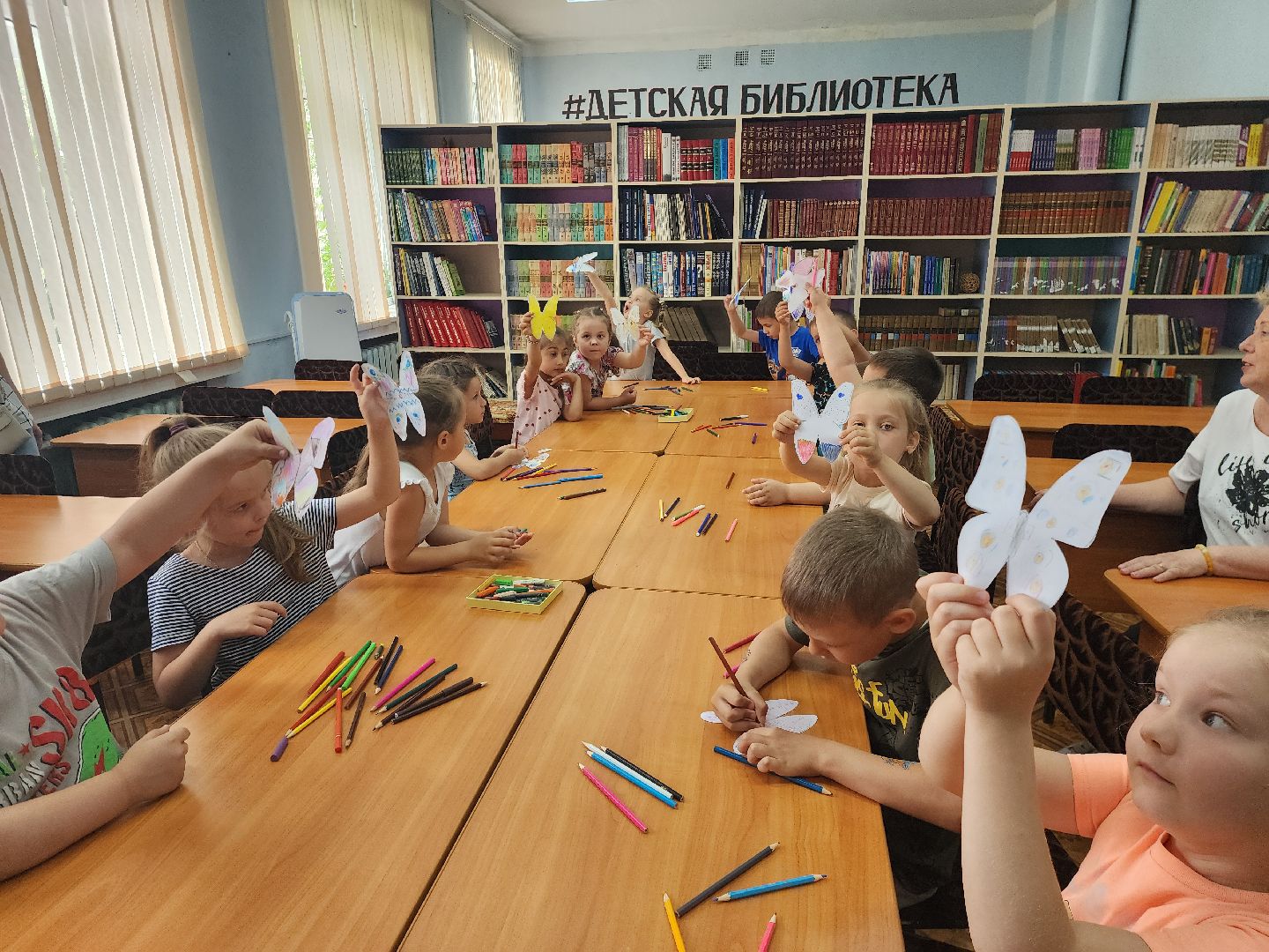 Международный день друзей, шатура, культурная шатура, библиотека, библиотекарь, дети,