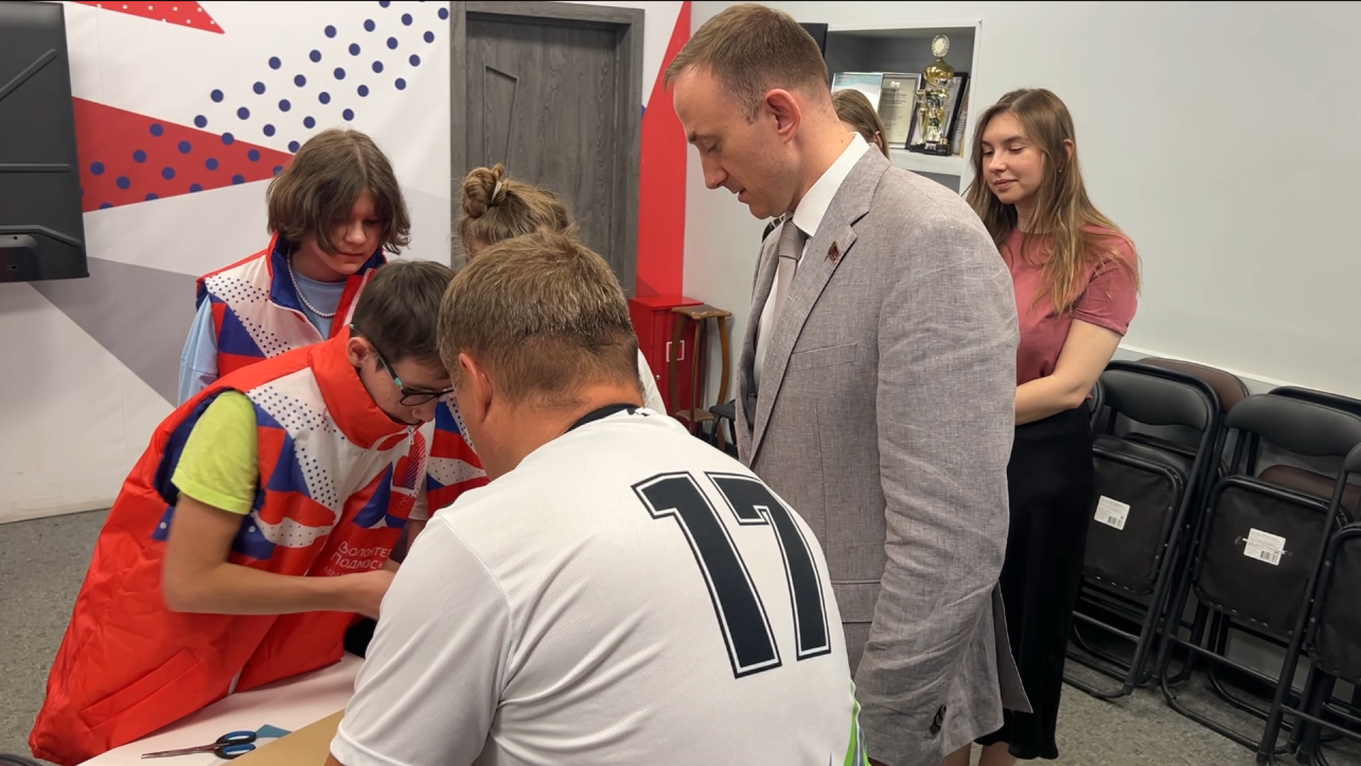 химки, гуманитарная помощь, сво, волонтерский центр,