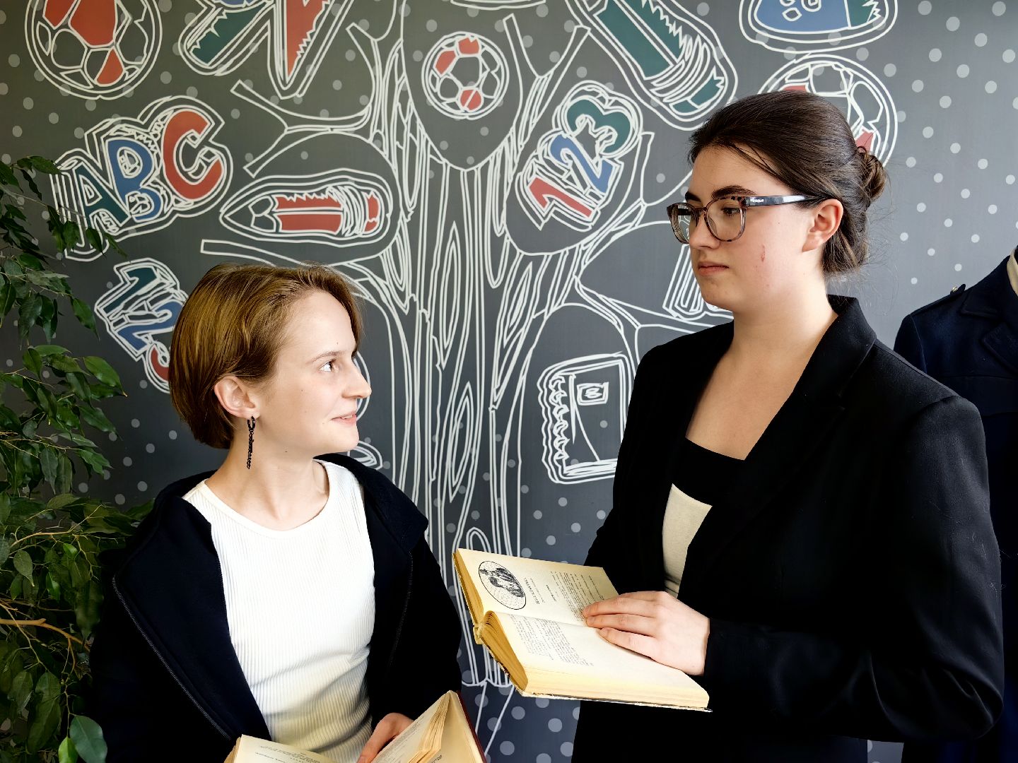 ЕГЭ, литература, выпускницы, 100 баллов по ЕГЭ, подготовка к экзамену, щёлково,