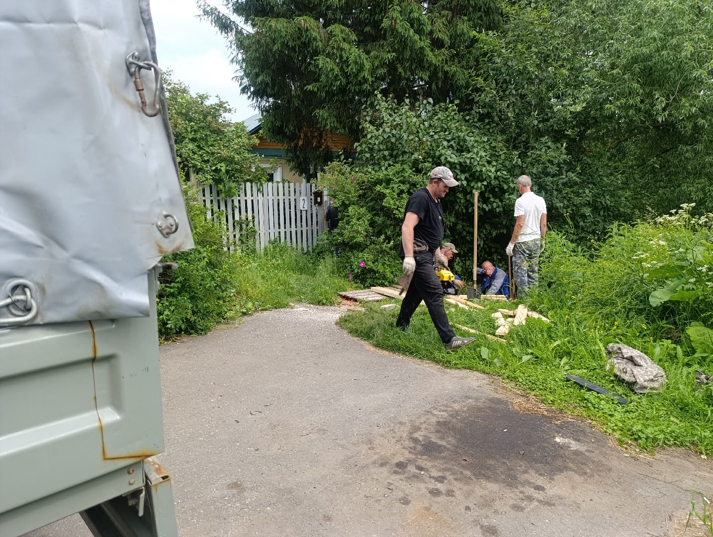 Бронницы, мбу благоустройство, ремонт лестницы, Лестница к колодцу, Выездная администрация,