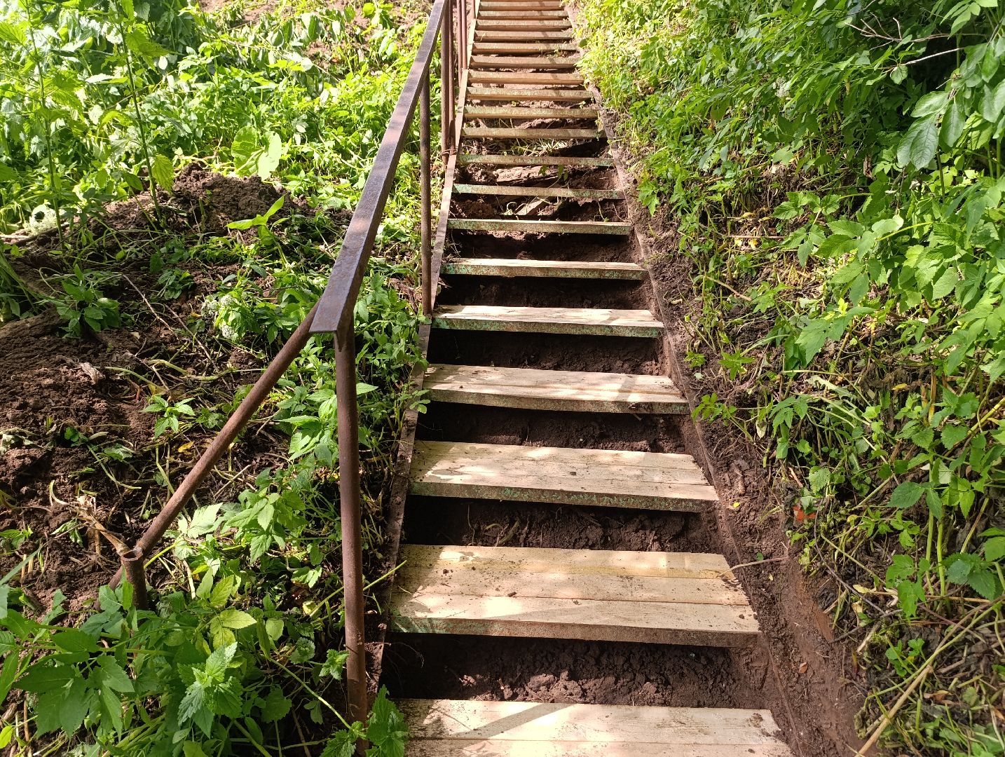 Бронницы, мбу благоустройство, ремонт лестницы, Лестница к колодцу, Выездная администрация,