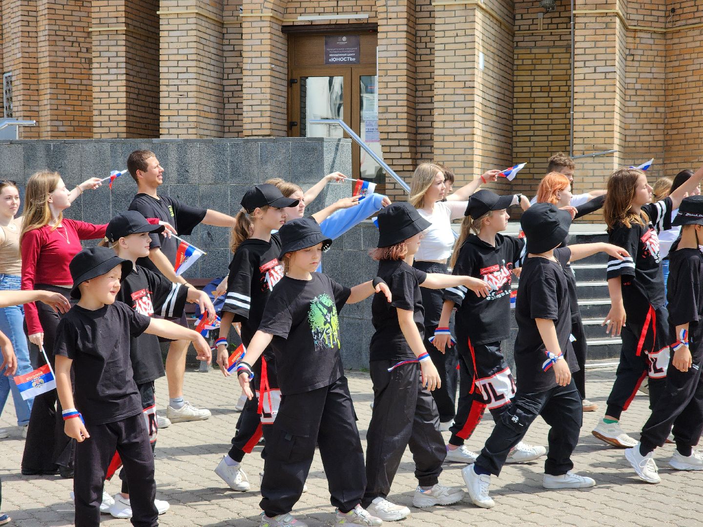 Ногинск, день россии, флешмоб, танцы, общество, жители,