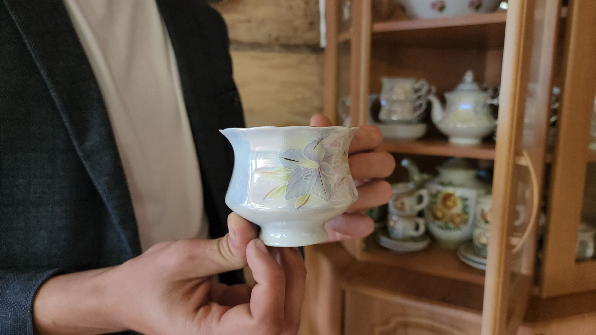 кашира, дом творчества имени бориса щукина, борис щукин, музей, реквизит, экспонаты, чайный сервиз, гармонь, актер, чаепитие,