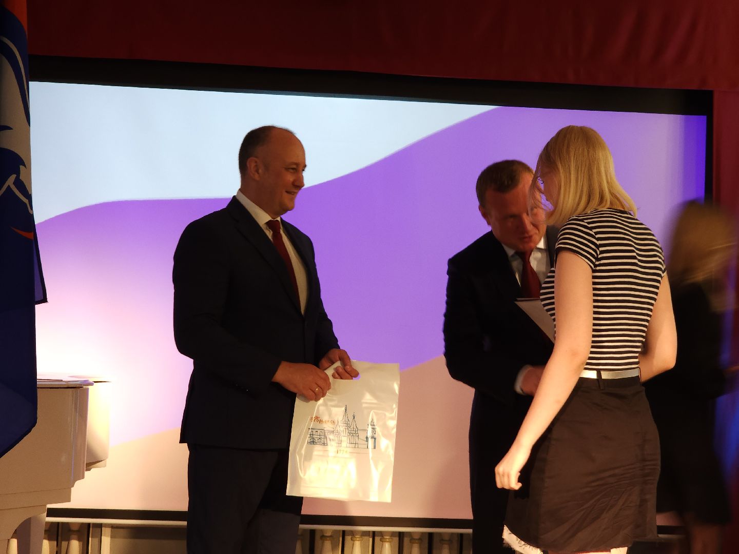 Егорьевск, Подмосковье, Вручение паспортов, день россии, Московская область,