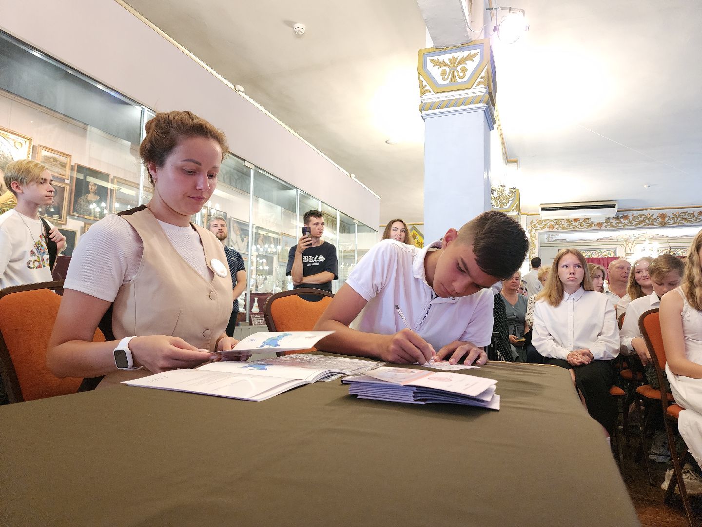 Егорьевск, Подмосковье, Вручение паспортов, день россии, Московская область,