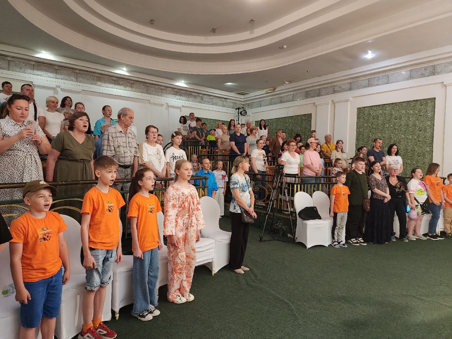 серпухов, подмосковье, акция гимн россии, день россии, день россии 2024,