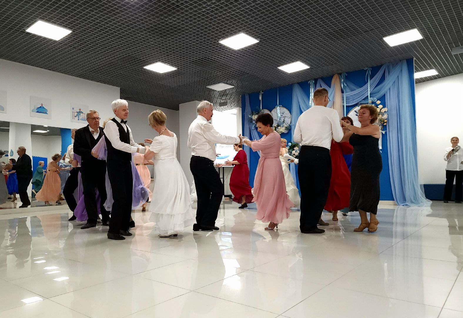 активное долголетие, день россии, Бал,