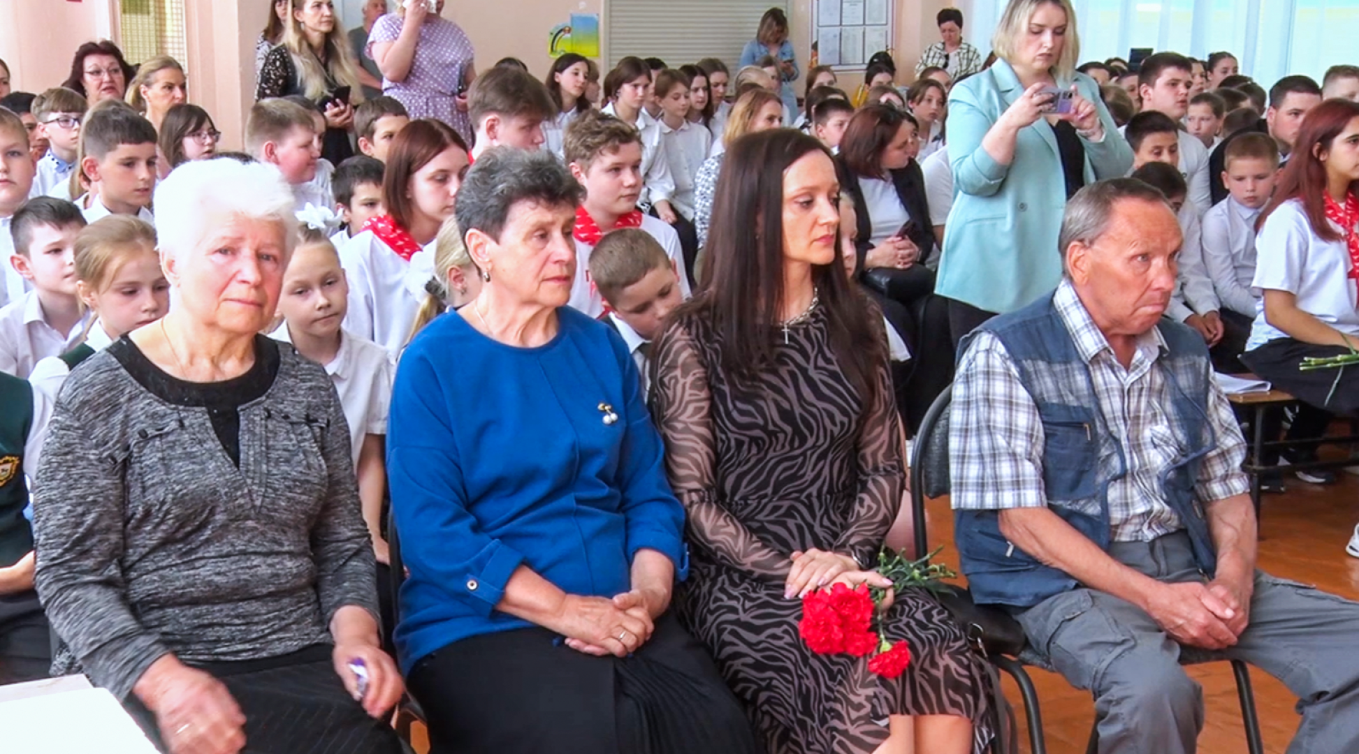 Клин, общество, образование, парта героя,