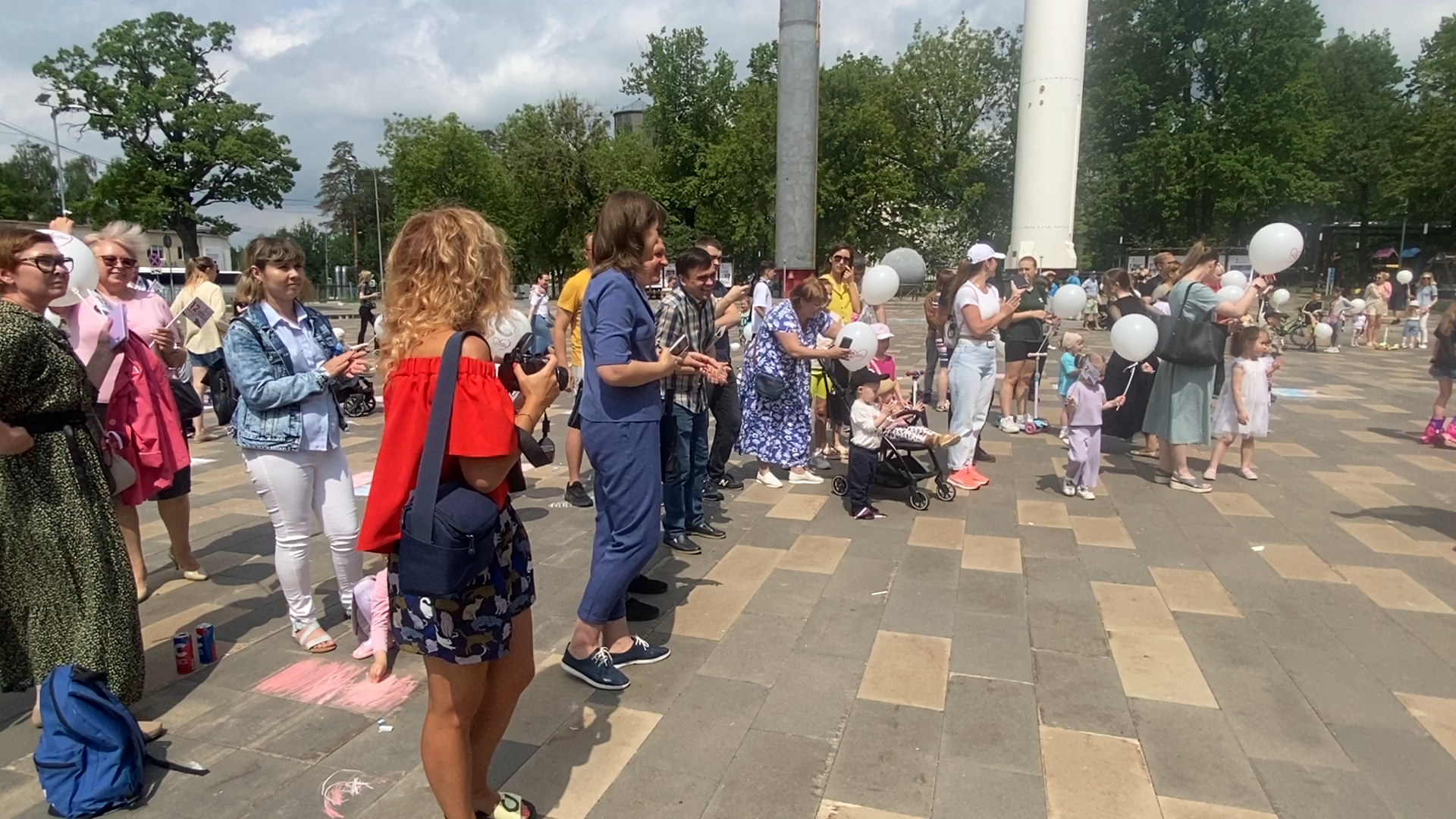 праздник во власихе, 12 июня - день россии, день россии 2024, власиха день россии, концерт на площади ДК Власихи,