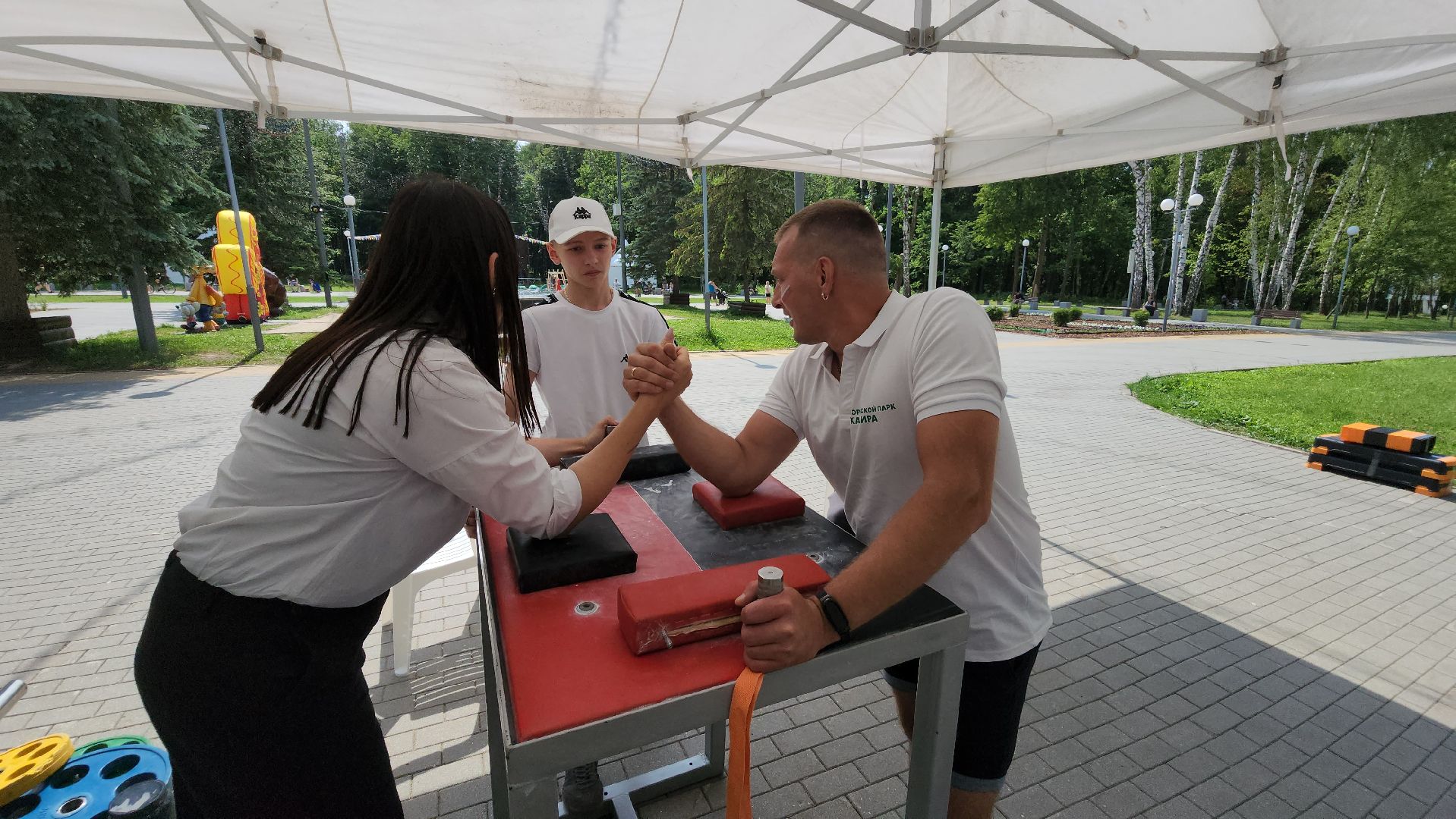 кашира, городской парк, день россии, соревнования, армрестлинг, строгий подъем на бицепс, спорт, фитнес,