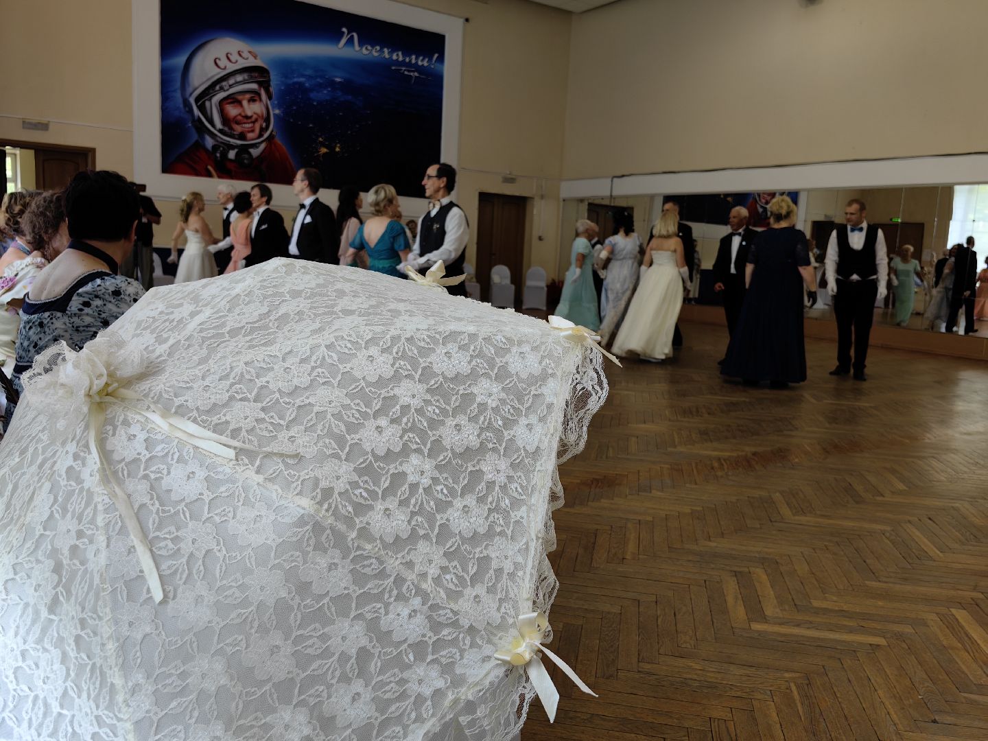 пушкинский бал, вальс, полька, день россии, танцевальный коллектив, звездный городок,