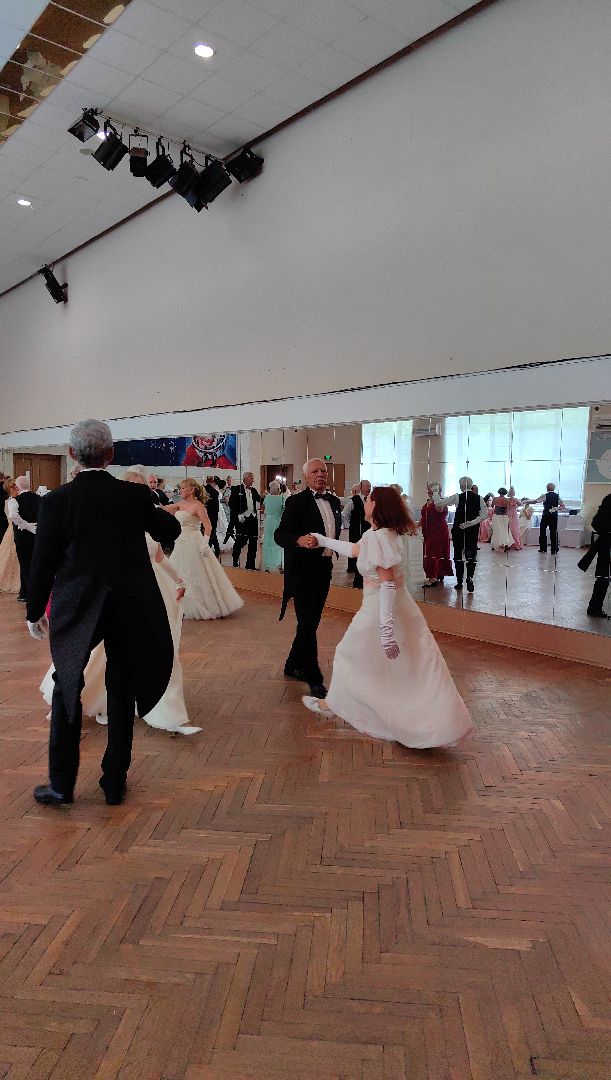 пушкинский бал, вальс, полька, день россии, танцевальный коллектив, звездный городок,