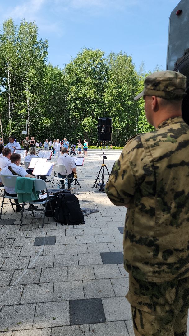 день россии, день россии 2024, праздник, электросталь, мой город, жители города, парк, парк авангард, военный оркестр,