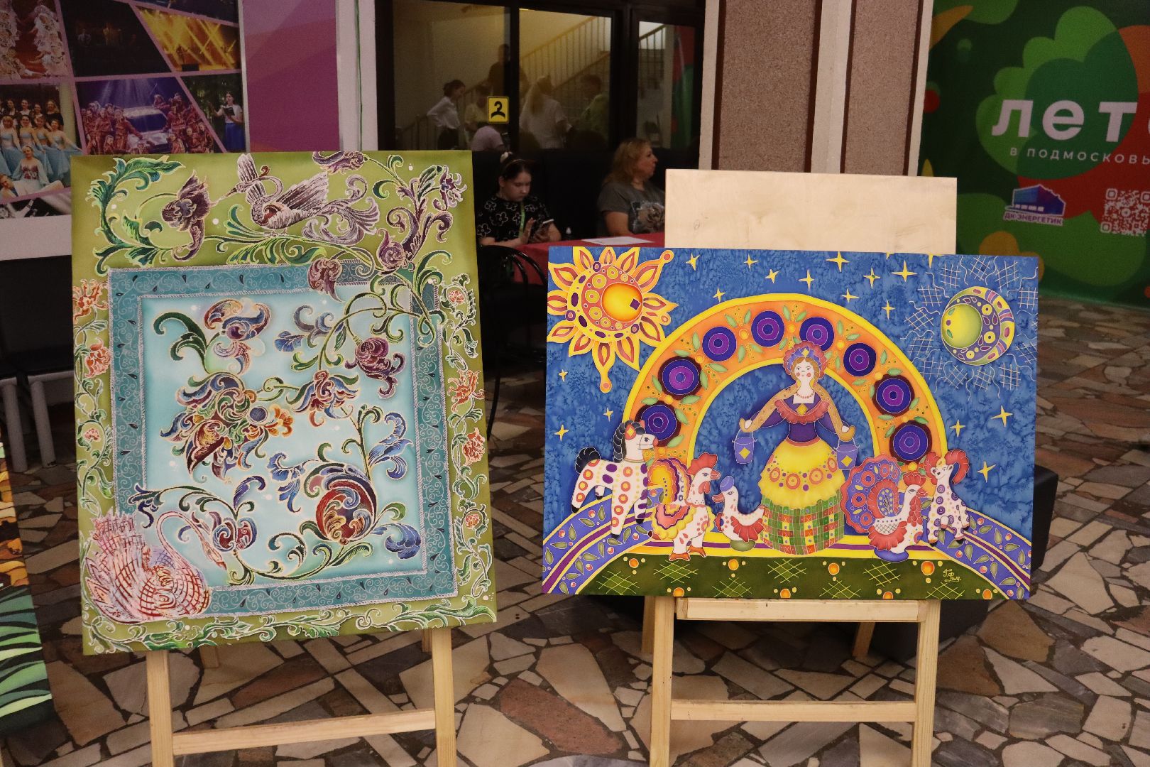 дзержинский, выставка, батик, Шлковый ветер, Лариса Горобец,