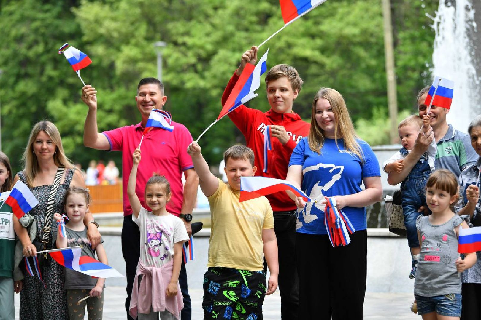 химки, общество, день россии, праздник в парке,