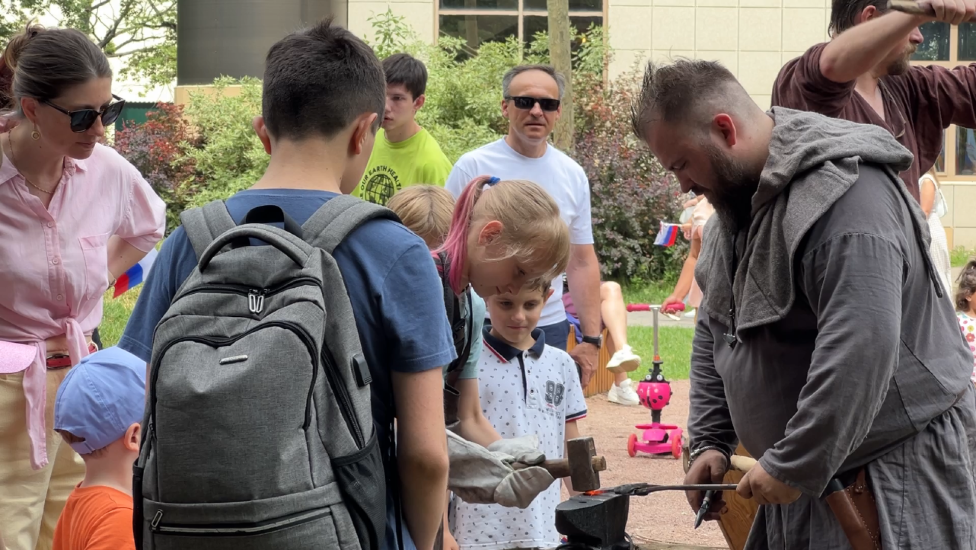 химки, общество, день россии, праздник в парке,