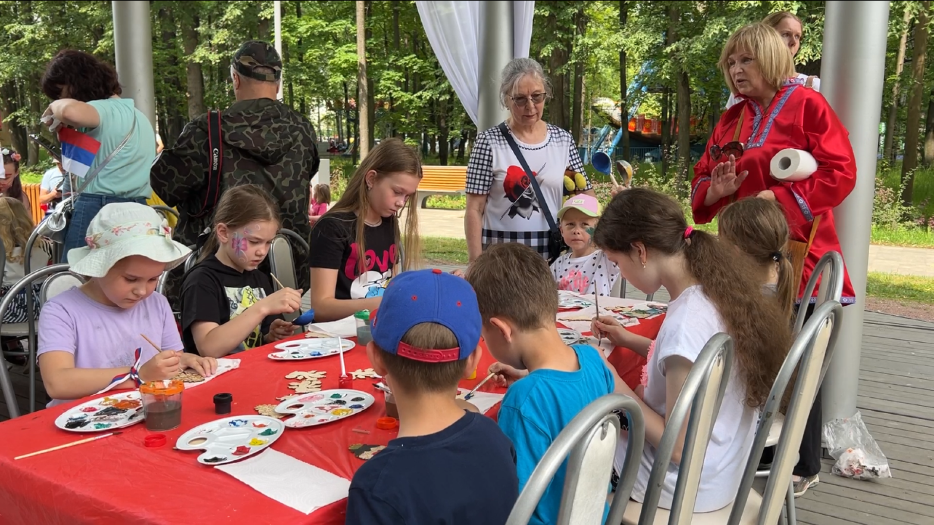 химки, общество, день россии, праздник в парке,