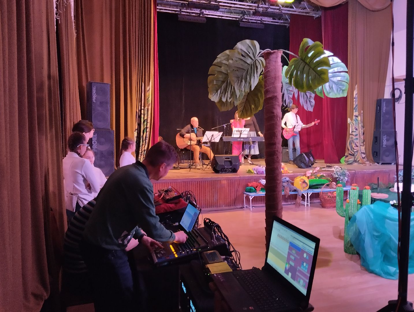 дети, спектакль