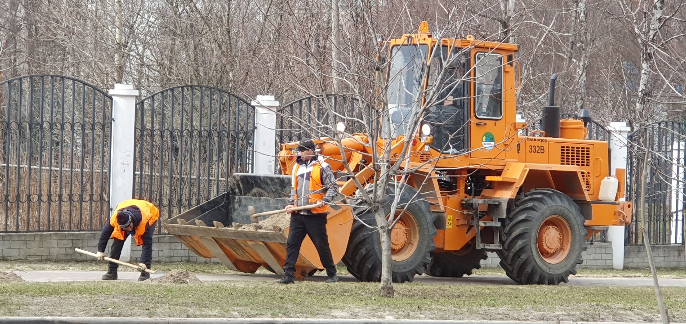 уборка, Дзержинский, перемены, месячник чистоты