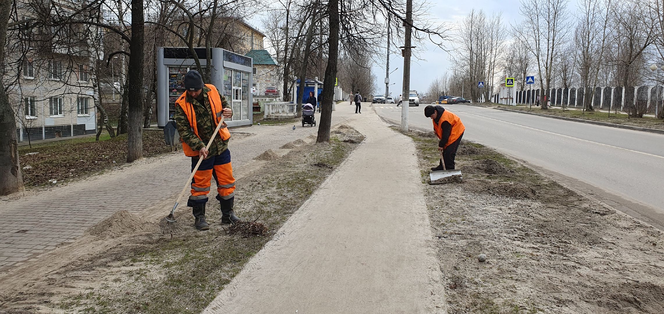 уборка, Дзержинский, перемены, месячник чистоты