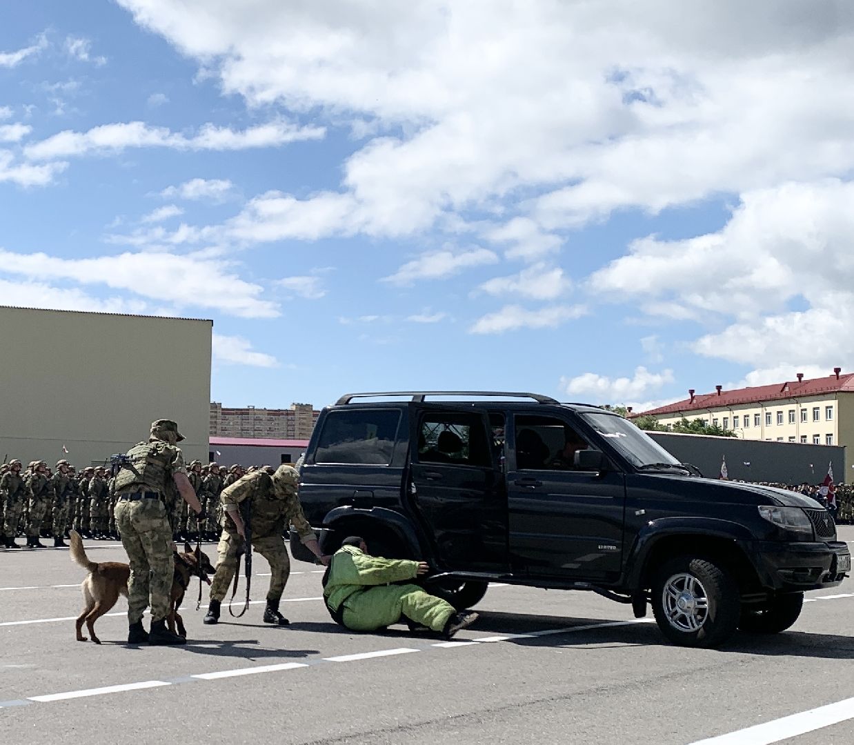 Балашиха, Подмосковье, 100 лет Дивизии имени Ф Э Дзержинского, Росгвардия, Орден Суворова, Выставка современных образцов вооружения и техники и трофеев из зоны СВО,