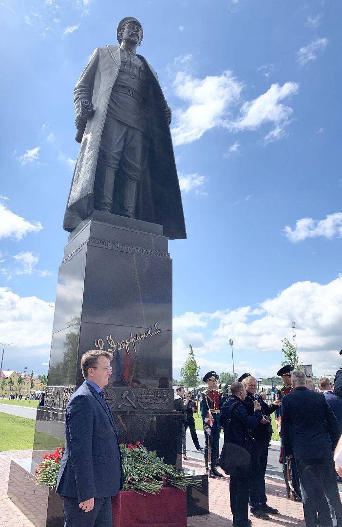 Балашиха, Подмосковье, Открытие памятника Феликсу Дзержинскому, 100 лет дивизии имени Феликса Дзержинского,