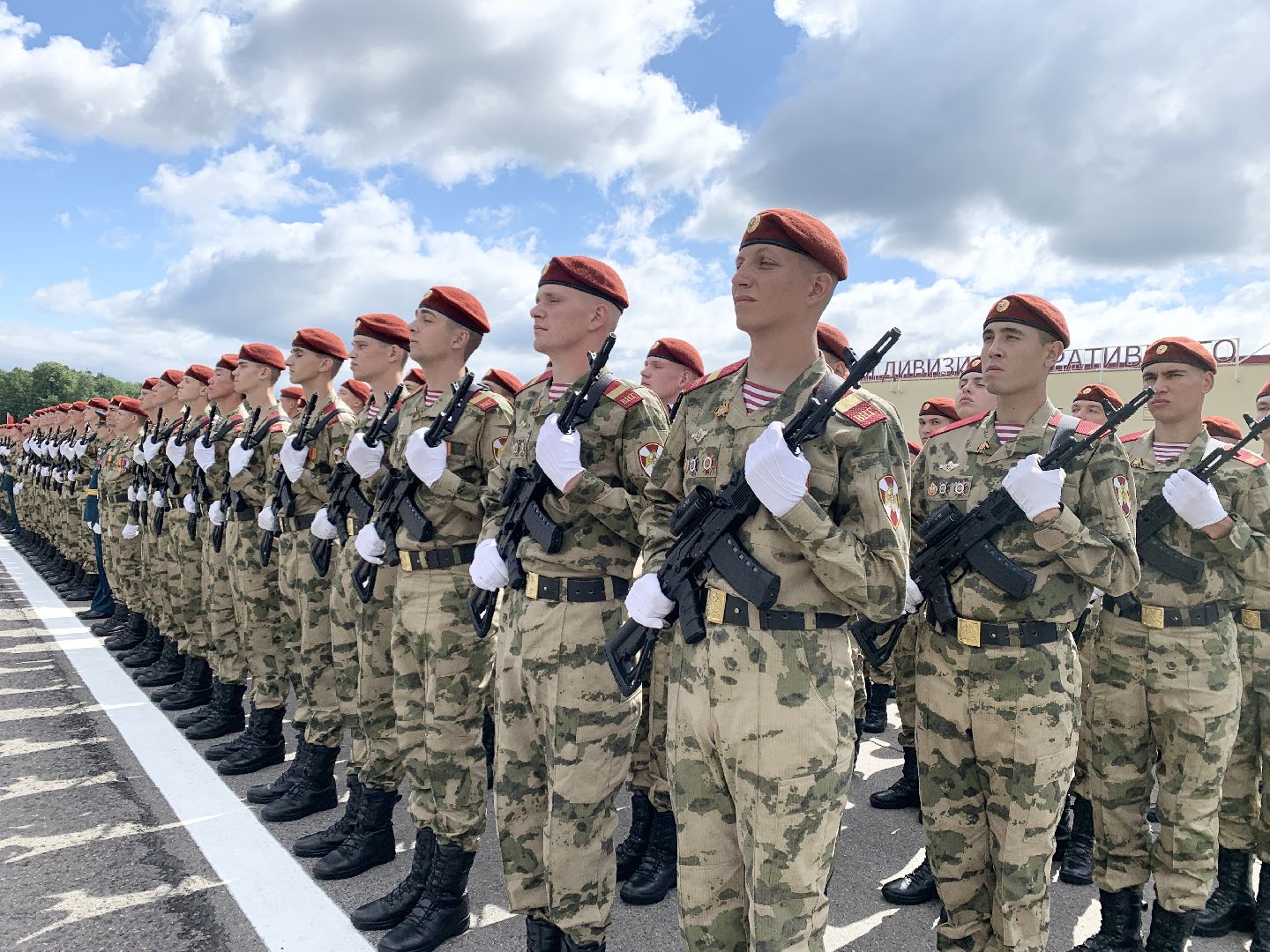 Балашиха, Подмосковье, Открытие памятника Феликсу Дзержинскому, 100 лет дивизии имени Феликса Дзержинского,