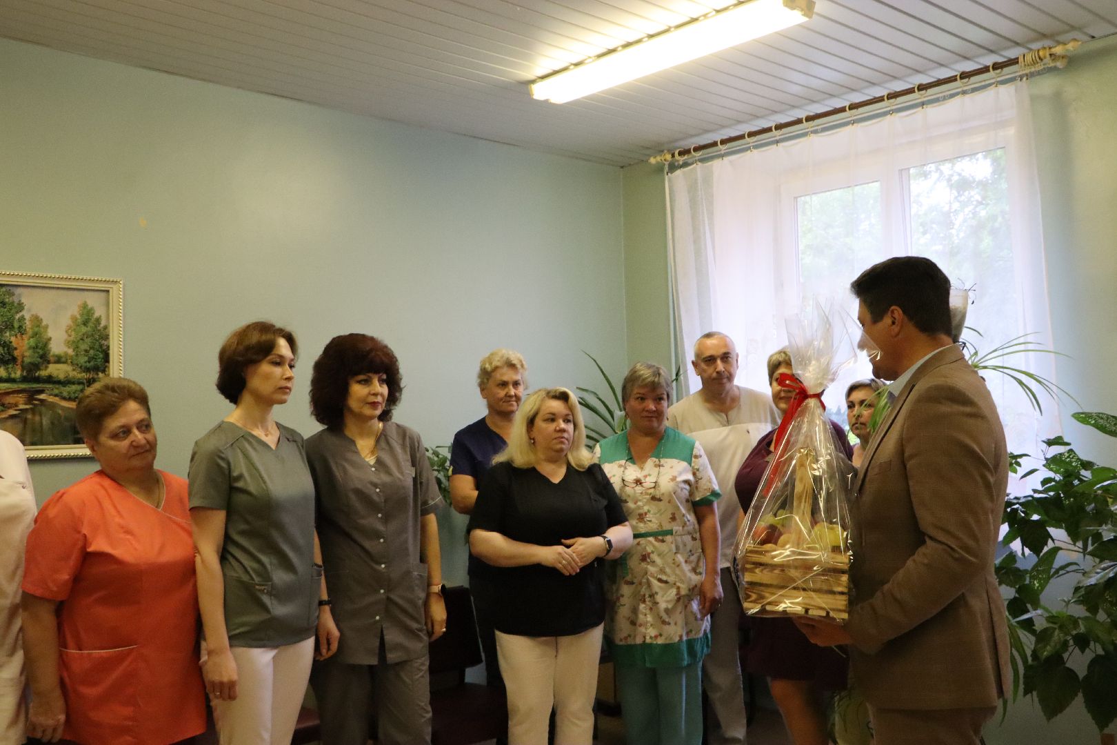 Серебряные Пруды, глава поздравил медиков, серебряно-прудская больница, здравоохранение, День медицинского работника,