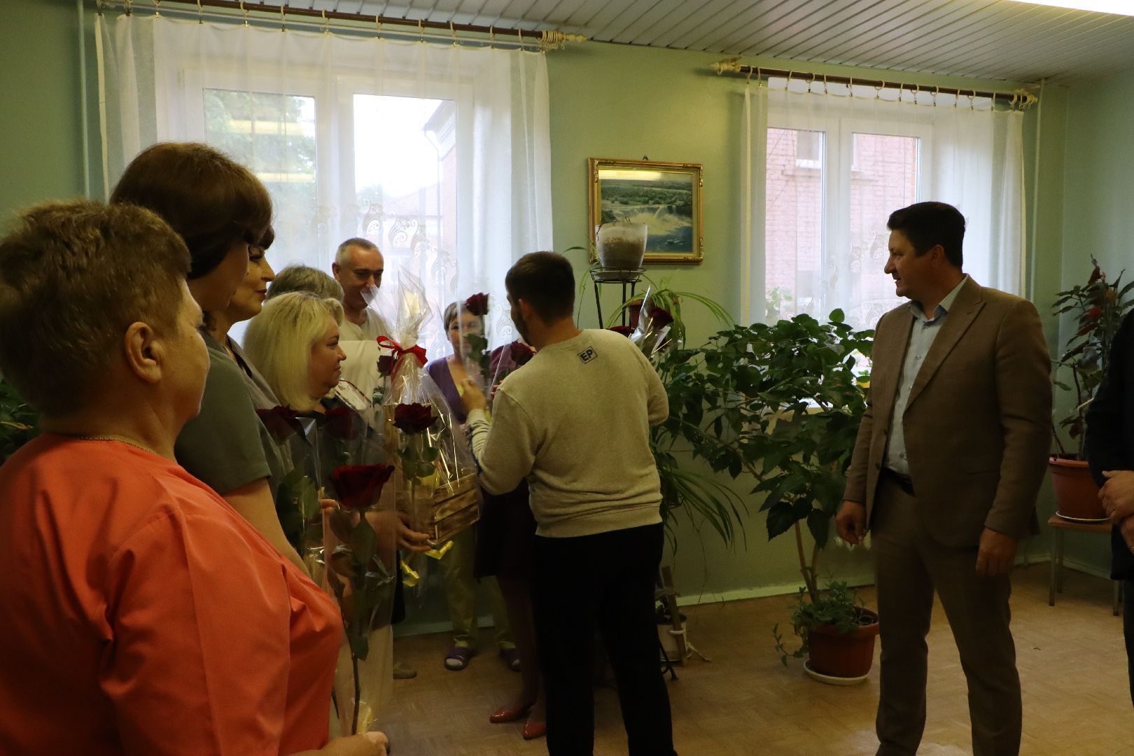 Серебряные Пруды, глава поздравил медиков, серебряно-прудская больница, здравоохранение, День медицинского работника,