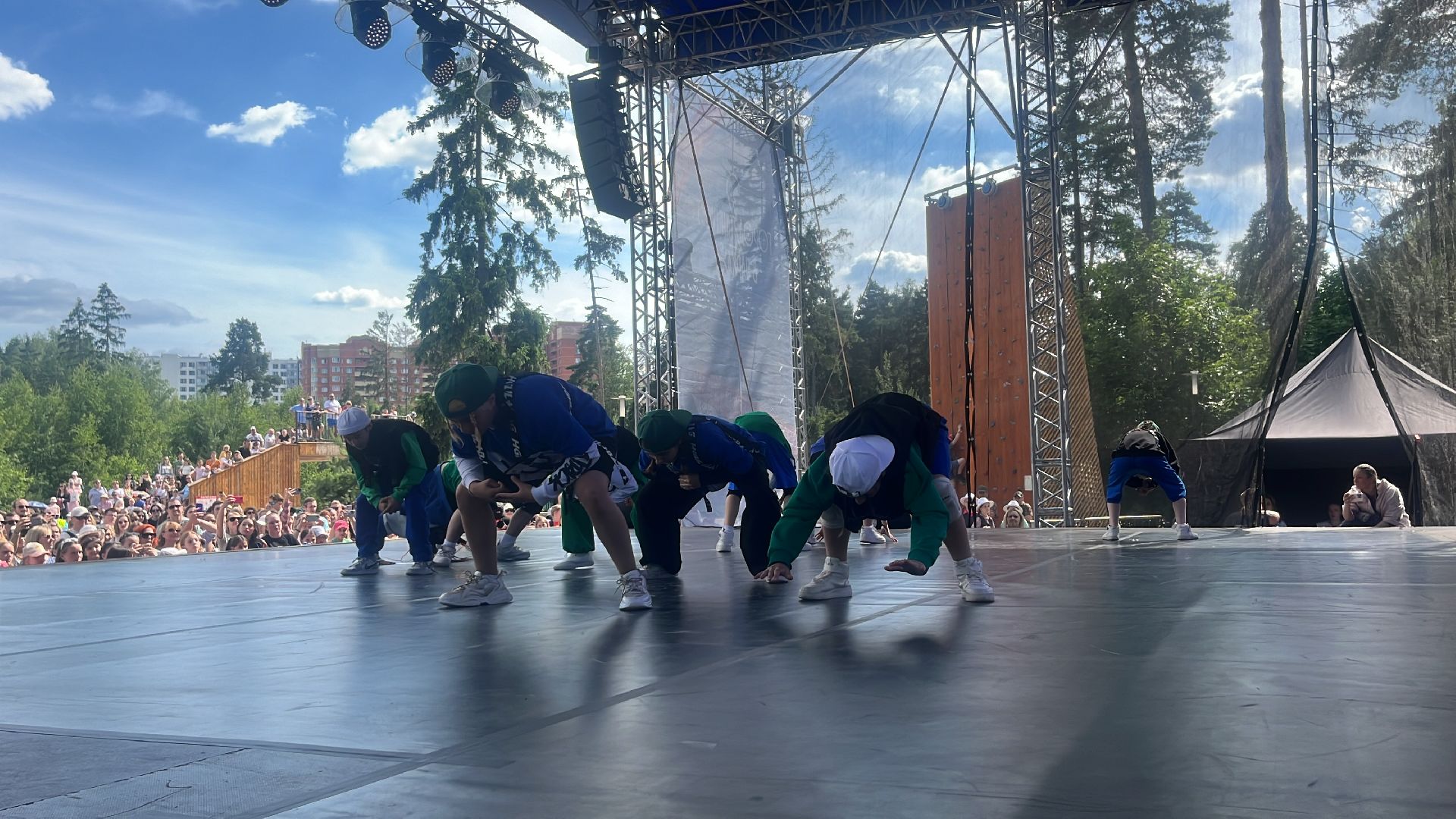 город танцует в парках, балашиха, парки балашихи, пестовский парк,